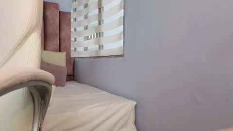  Lou Rosse  online show from January 2025 07:32:01 PM