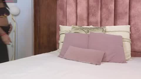  Lou Rosse  online show from January 2025 07:32:02 PM