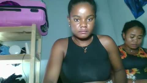 louane98 online show from February 2026 04:49:02 PM