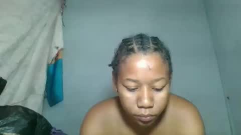 Snapshot of louane98 chatting on March 2026 09:13:01 AM louane98 online show from March 2026 09:13:01 AM