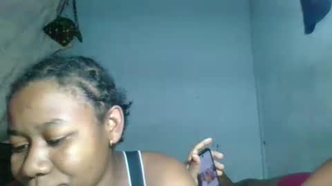 Snapshot of louane98 chatting on March 2026 07:41:02 PM louane98 online show from March 2026 07:41:02 PM