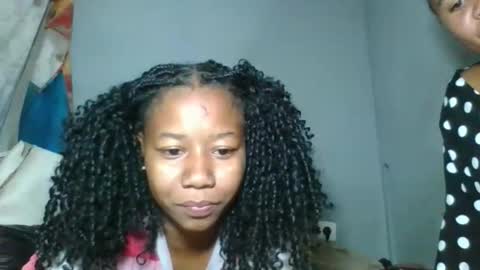 Snapshot of louane98 chatting on April 2026 11:18:02 AM louane98 online show from April 2026 11:18:02 AM