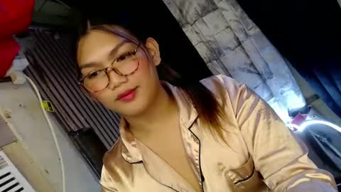 Sweet   online show from December 2024 10:43:02 PM