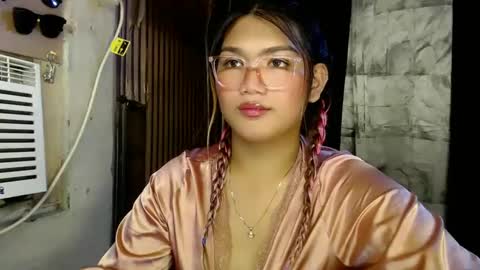 Sweet   online show from January 2025 12:33:02 PM