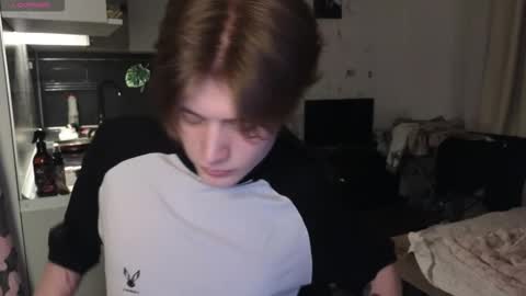 louie_evans online show from March 2026 07:10:02 PM