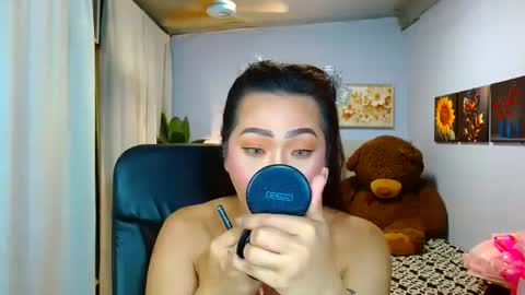 Snapshot of louie_sexy chatting on June 2026 12:22:01 PM Cathy online show from June 2026 12:22:01 PM