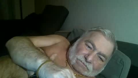 Snapshot of louis_chokdee chatting on December 2024 09:06:01 PM louis_chokdee online show from December 2024 09:06:01 PM