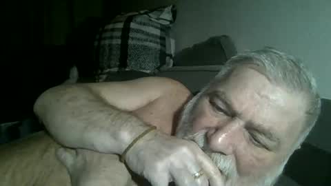 Snapshot of louis_chokdee chatting on March 2025 06:37:02 PM louis_chokdee online show from March 2025 06:37:02 PM