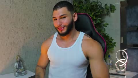 Louis online show from November 2025 07:37:02 PM