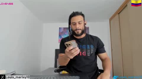 louis_marley_ online show from February 2025 08:47:02 PM