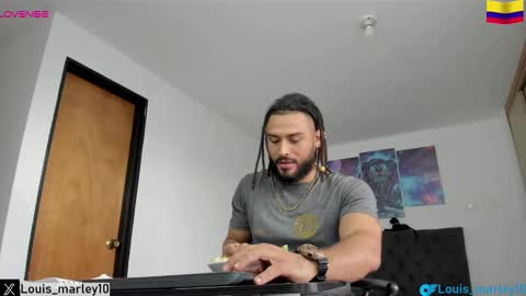 louis_marley_ online show from February 2025 10:09:01 PM