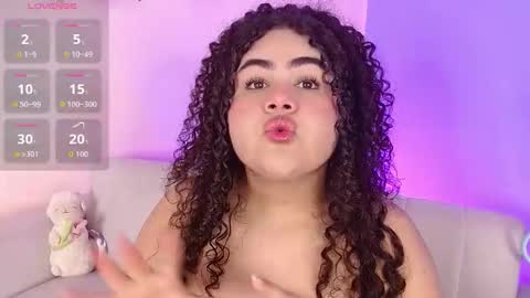 lourdes_moon22 online show from November 2025 12:50:02 PM