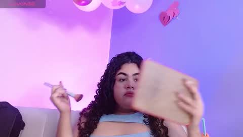 lourdes_moon22 online show from December 2025 12:25:01 PM