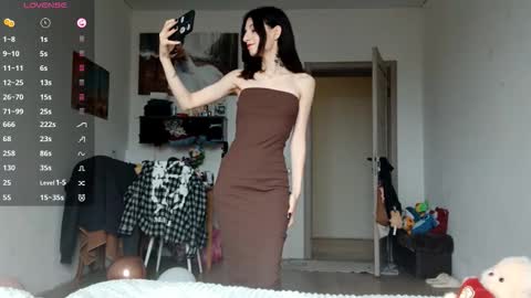 EVA online show from November 2025 07:00:02 AM