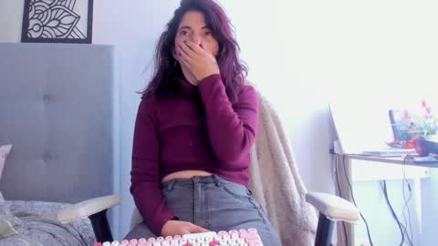 Lourrein Stoun   Independiente online show from February 2025 08:05:01 PM