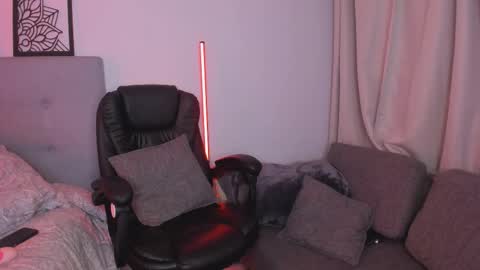 Lourrein Stoun   Independiente online show from October 2025 12:33:02 AM