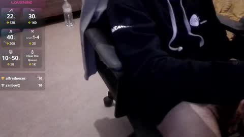 lovbo8 online show from February 2025 08:28:01 PM