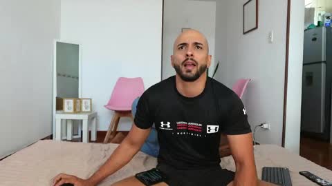 love2000x online show from April 2026 04:38:01 PM