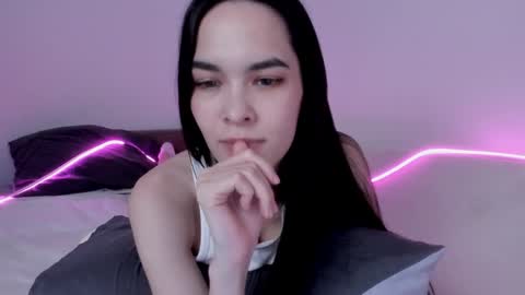 Snapshot of love_coin chatting on January 2025 04:59:01 AM Love is name - I want to be your hobby General of hearts troops online show from January 2025 04:59:01 AM