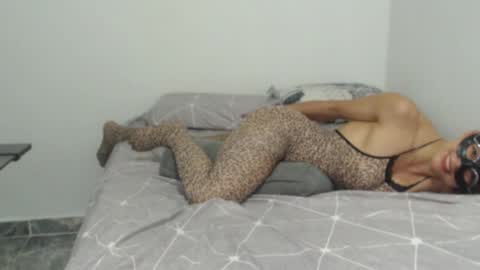 Snapshot of love_gatubela chatting on December 2024 01:58:02 AM Nina online show from December 2024 01:58:02 AM