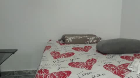 Snapshot of love_gatubela chatting on January 2025 01:21:02 AM Nina online show from January 2025 01:21:02 AM