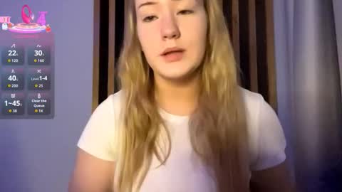 Megan online show from November 2025 04:17:01 PM