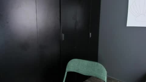 Kristen LoveBerry online show from April 2026 05:32:02 PM