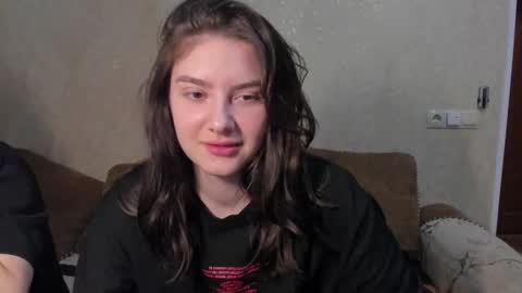 Snapshot of love_lina_muuur chatting on February 2026 03:30:02 PM LINA online show from February 2026 03:30:02 PM