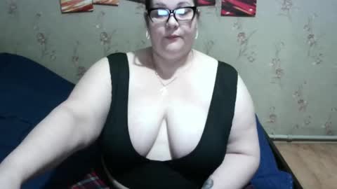 Snapshot of love_milanna chatting on February 2025 12:41:01 AM Milana online show from February 2025 12:41:01 AM