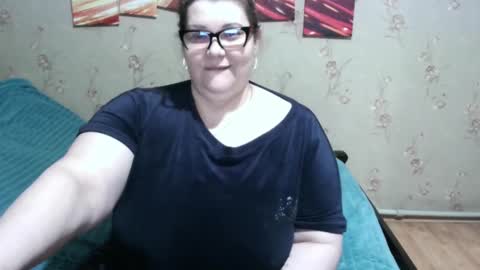 Snapshot of love_milanna chatting on March 2025 03:52:02 AM Milana online show from March 2025 03:52:02 AM