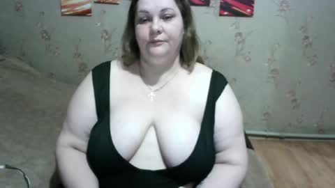 Snapshot of love_milanna chatting on July 2026 12:41:02 AM Milana online show from July 2026 12:41:02 AM