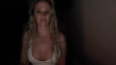 LoVe On  online show from April 2026 11:25:01 AM