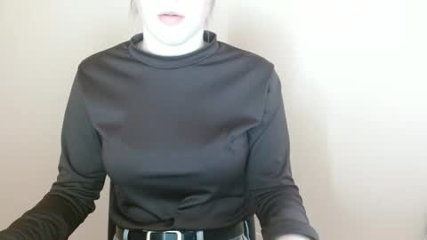 Vivian online show from April 2026 12:32:02 PM