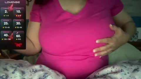 Snapshot of loveablekate chatting on January 2025 10:59:01 PM Kate online show from January 2025 10:59:01 PM