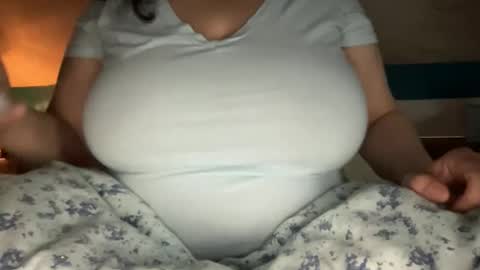 Snapshot of loveablekate chatting on February 2026 01:10:01 PM Kate online show from February 2026 01:10:01 PM