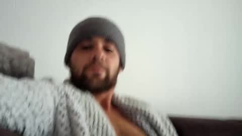 lovecouple0910 online show from January 2025 12:42:02 PM