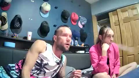 lovecoupleqc online show from October 2025 12:33:02 AM