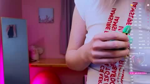 Snapshot of lovedrope chatting on December 2025 05:52:02 PM God like girl Ann online show from December 2025 05:52:02 PM