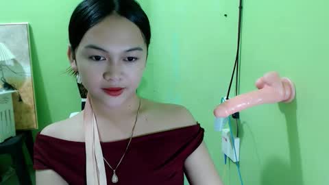 Snapshot of lovee_gelly chatting on November 2025 09:42:01 AM Gelly online show from November 2025 09:42:01 AM