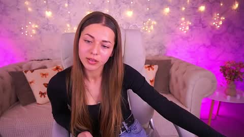 Snapshot of loveedove chatting on March 2026 01:33:01 PM loveedove online show from March 2026 01:33:01 PM