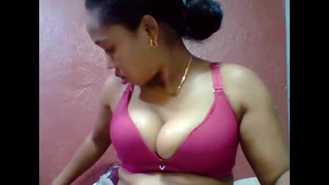 loveinlife750427 online show from December 2025 03:19:01 PM