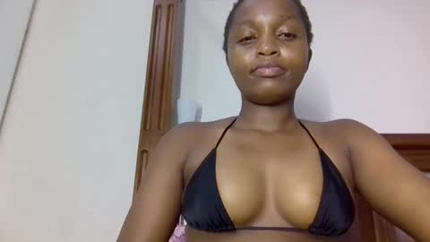 lovelbrownie online show from February 2026 06:03:01 PM