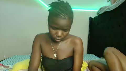 Snapshot of lovelent_shaz chatting on February 2026 06:12:02 AM Shaz online show from February 2026 06:12:02 AM
