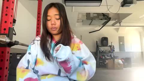 Snapshot of lovellly_ chatting on January 2025 08:11:01 PM Love online show from January 2025 08:11:01 PM