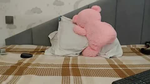 lovellykitty online show from September 2025 06:48:02 AM