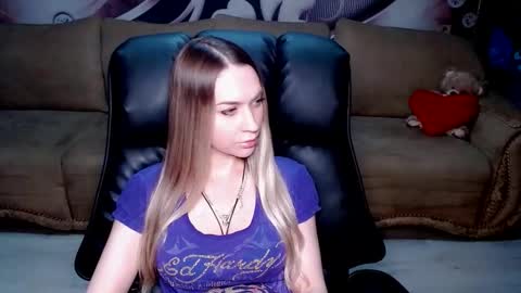 private open online show from December 2025 04:16:01 PM