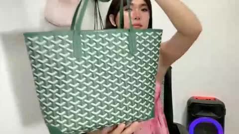 Maria online show from April 2026 11:10:01 AM