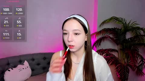 Snapshot of lovely_poppy chatting on December 2024 03:29:02 AM Lolly online show from December 2024 03:29:02 AM