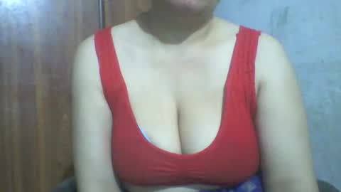 Snapshot of lovely_sweet_girl chatting on October 2025 02:37:02 AM katrina follow me guys online show from October 2025 02:37:02 AM