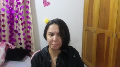 Snapshot of lovely_trix_ chatting on January 2025 11:39:01 AM Trix online show from January 2025 11:39:01 AM